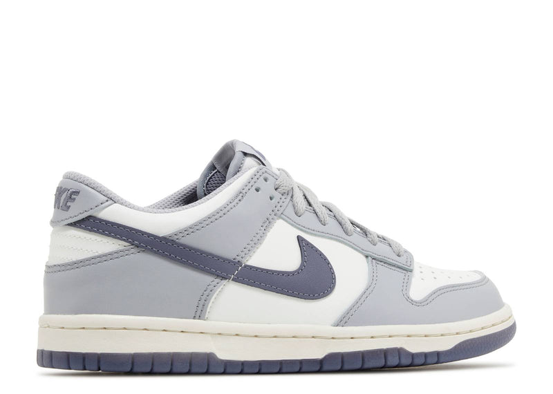 NIKE DUNK LOW GS ‘LIGHT CARBON’