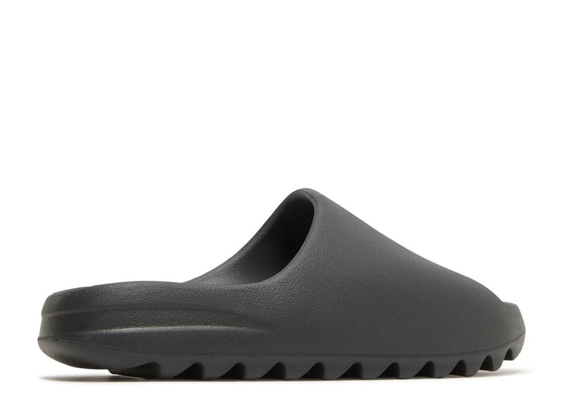 YEEZY SLIDE ‘ONYX’