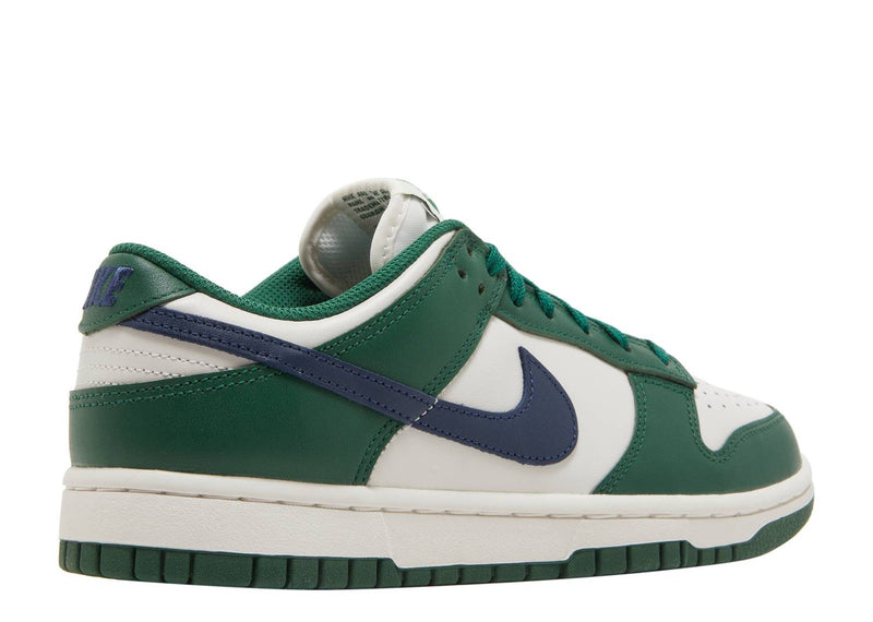 NIKE DUNK LOW ‘GORGE GREEN’ (W)