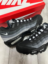 NIKE AIR MAX 95 'REVERSE DUST’