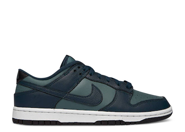 NIKE DUNK LOW ARMOURY NAVY